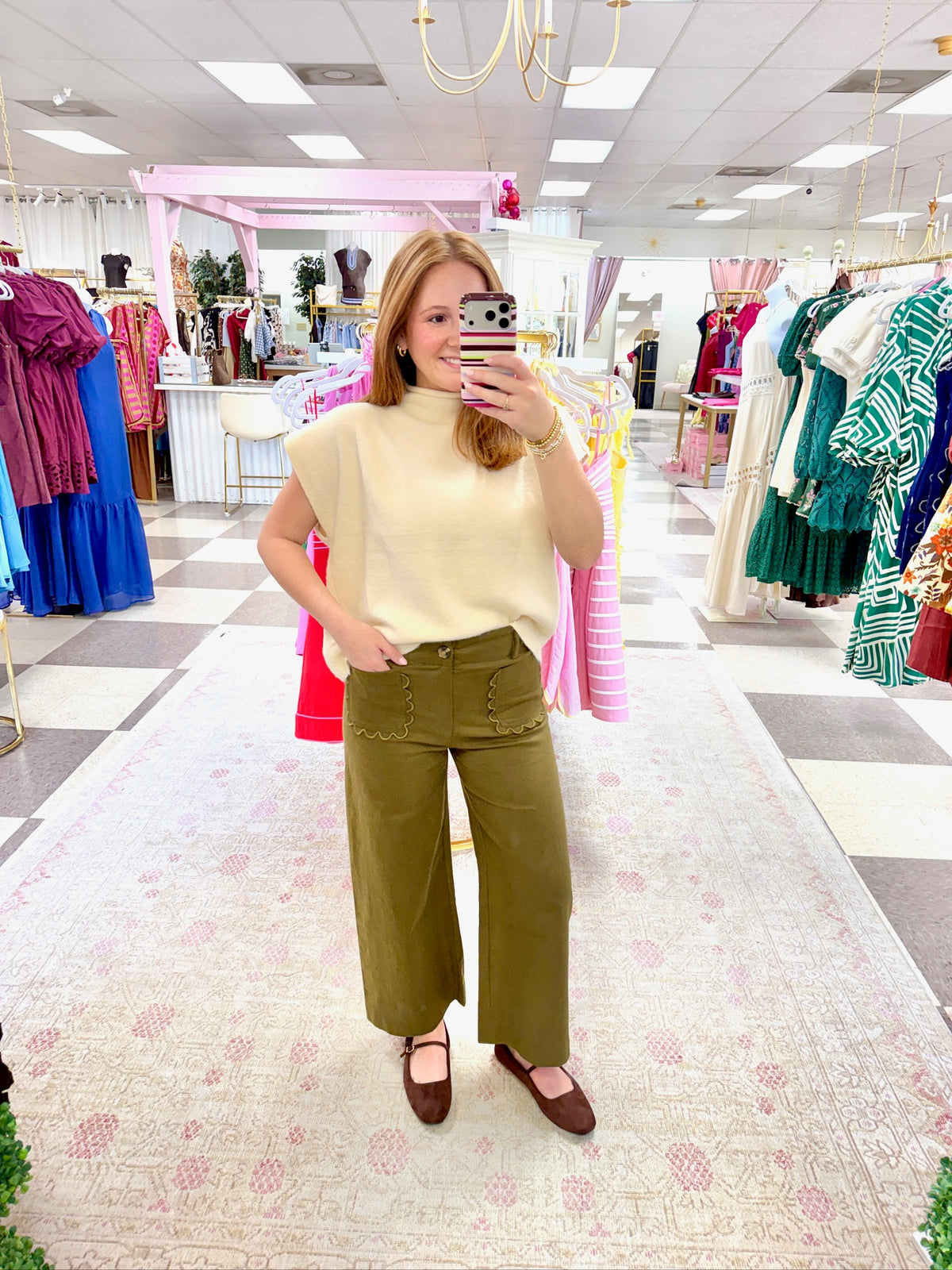 Glam Scallop Pocket Pant (Olive)
