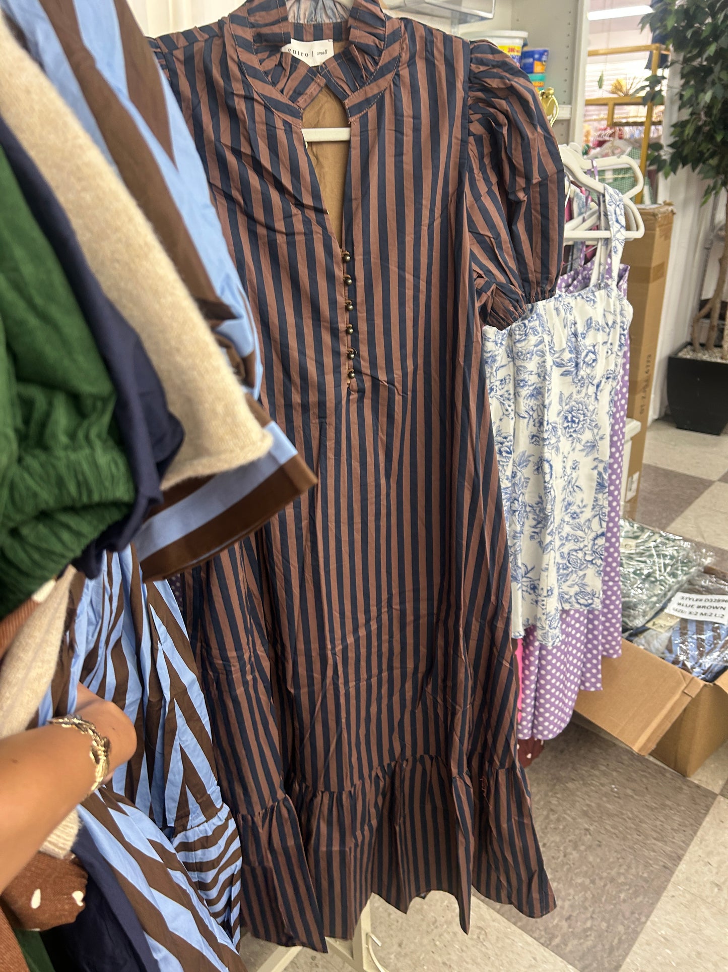 Weekend in Charleston Midi Dress